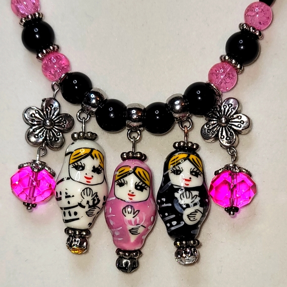 "Nesting Triplets" - Picture 2 of 4